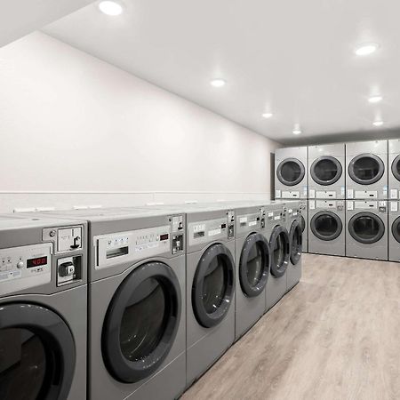 Woodspring Suites Savannah West Chatham Parkway Екстер'єр фото