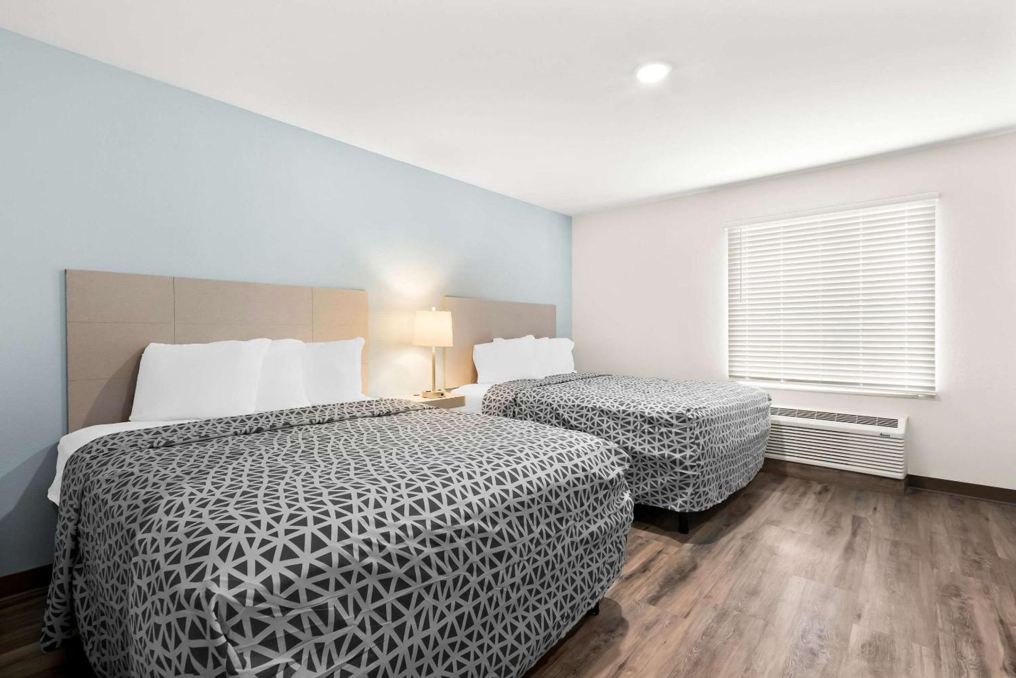 Woodspring Suites Savannah West Chatham Parkway Екстер'єр фото