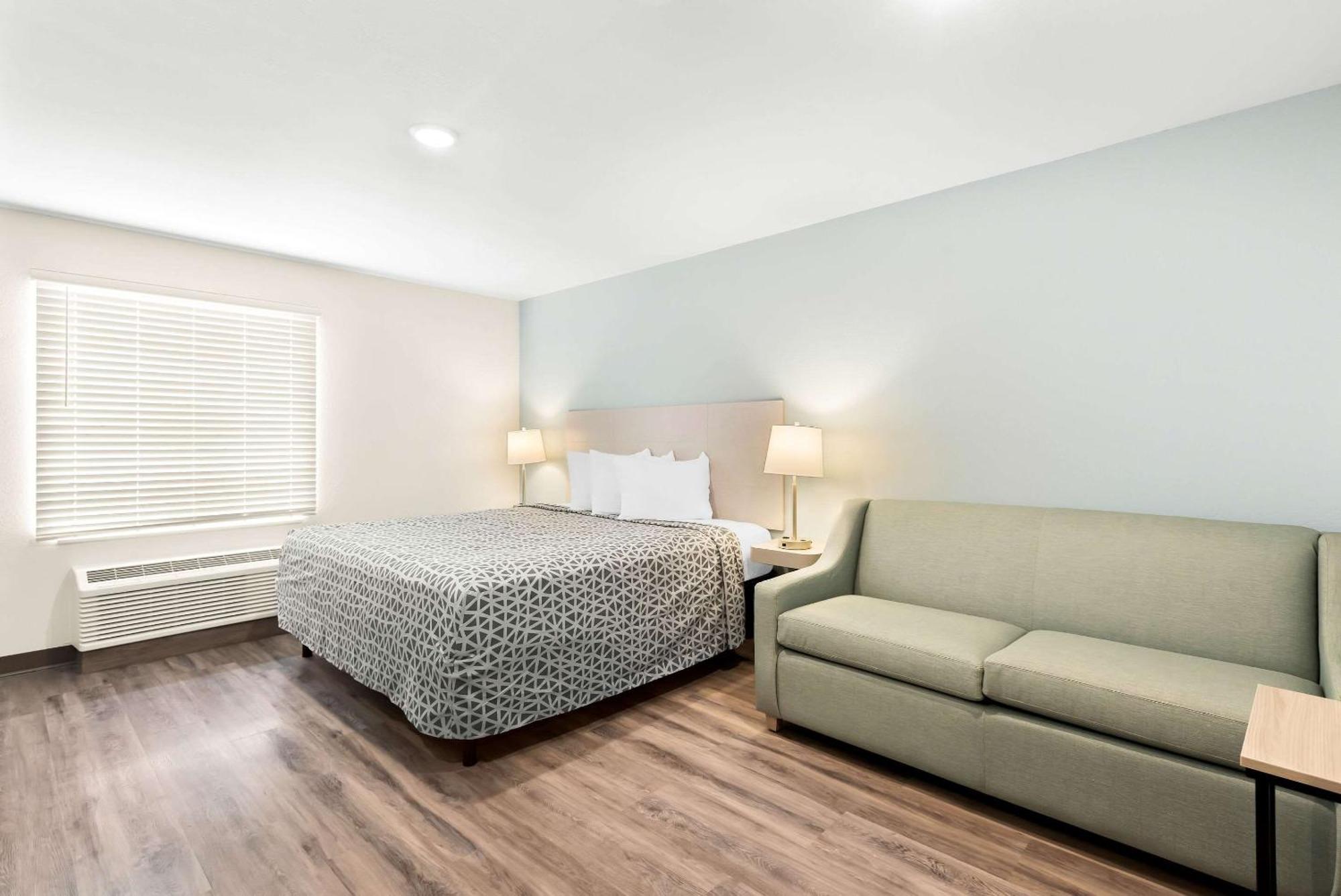 Woodspring Suites Savannah West Chatham Parkway Екстер'єр фото