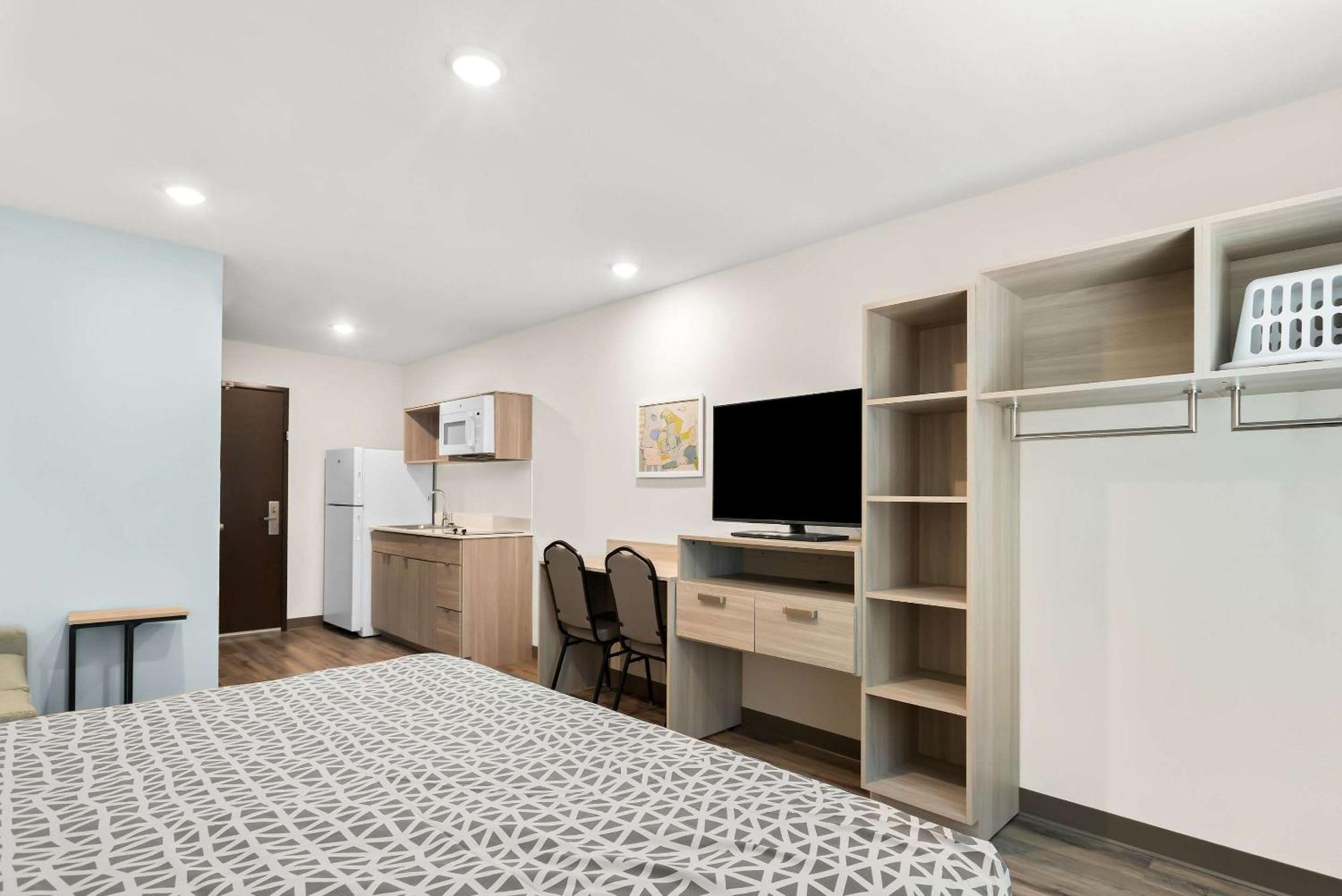 Woodspring Suites Savannah West Chatham Parkway Екстер'єр фото
