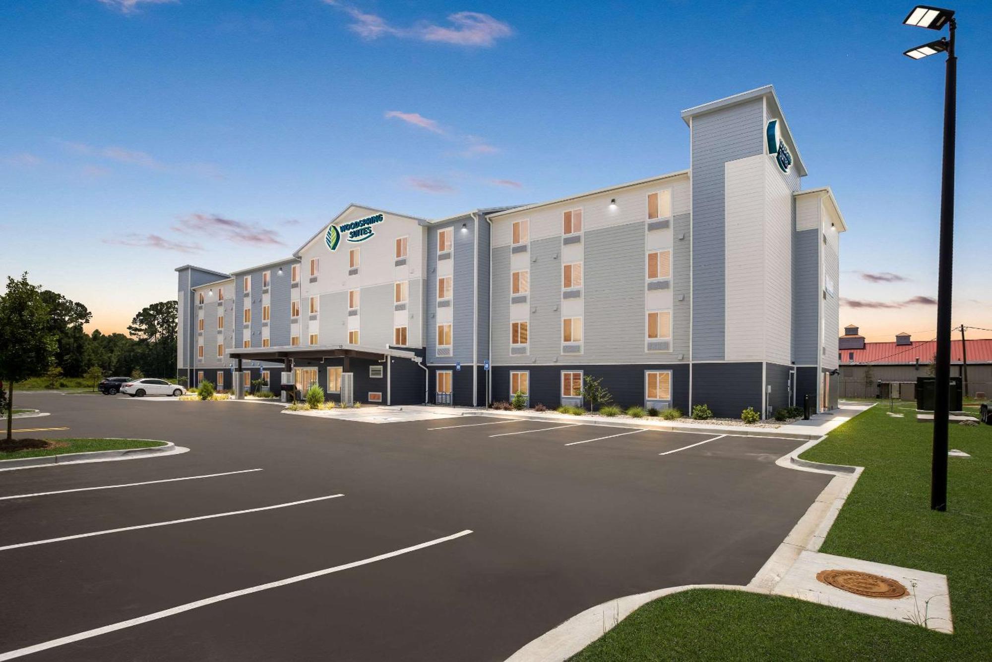Woodspring Suites Savannah West Chatham Parkway Екстер'єр фото