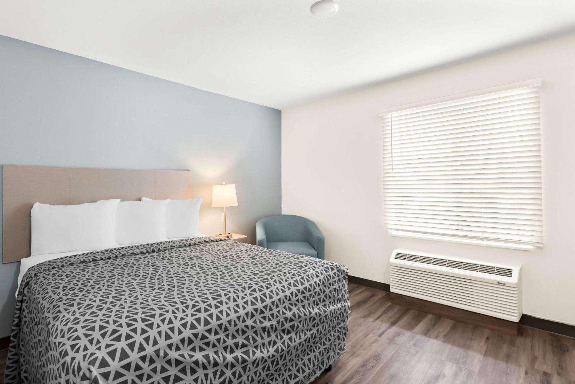 Woodspring Suites Savannah West Chatham Parkway Екстер'єр фото