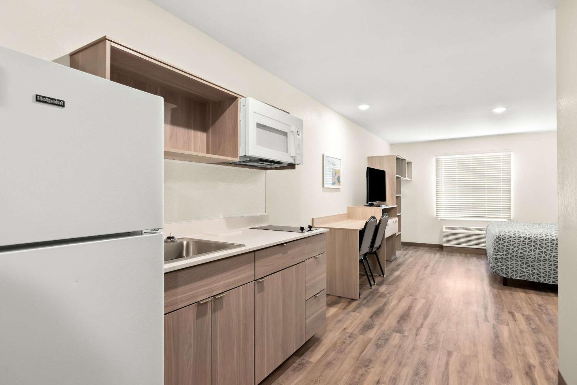 Woodspring Suites Savannah West Chatham Parkway Екстер'єр фото